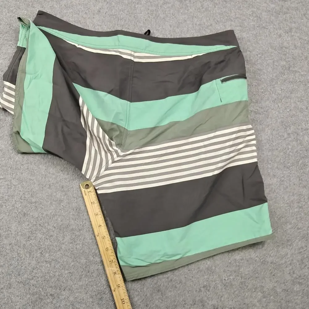 Patagonia Board Shorts Mens 38 Green Striped Lined Quick Dry Drawstring Pockets
